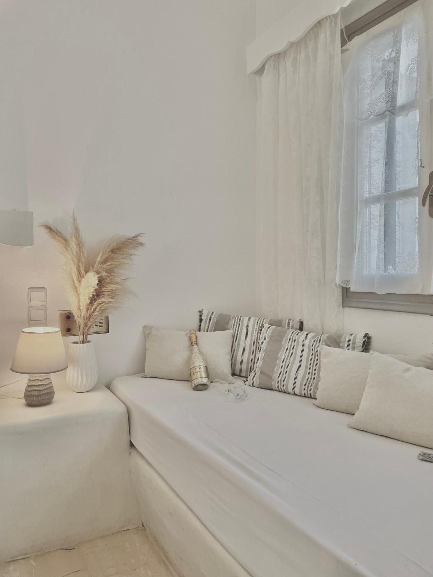 Villa Maina Kamári Eksteriør billede